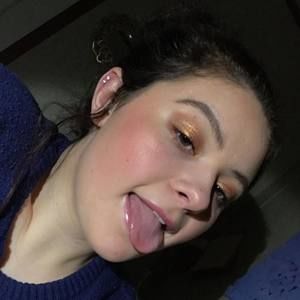 Meet your Posher, Abi